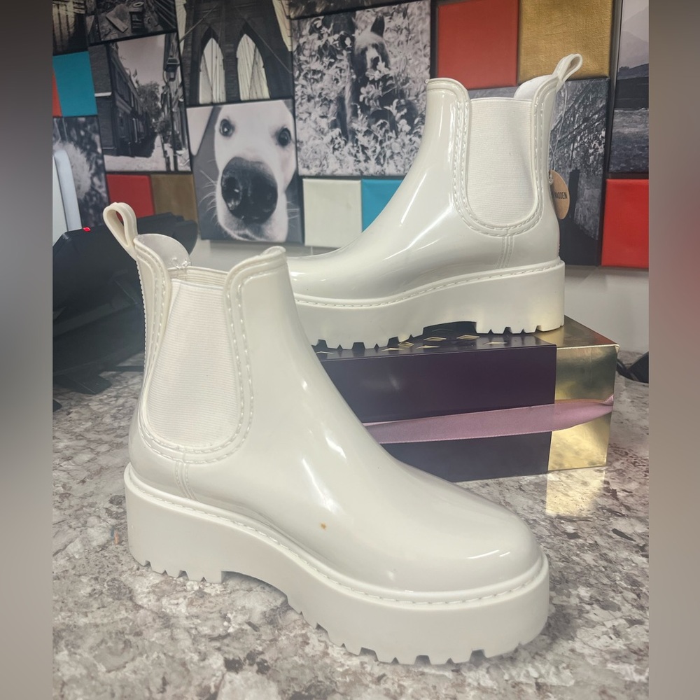 Steve Madden Sahara Boot